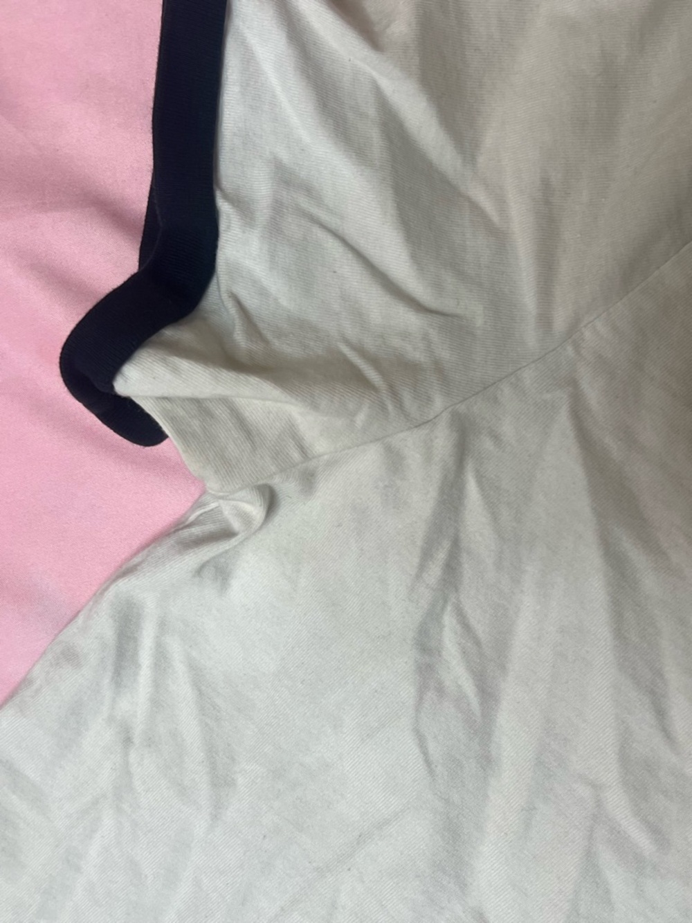 Bundle of 4 tees size Small - Picture 14 of 15